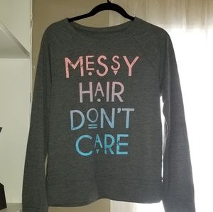 GRAPHIC LIGHTWEIGHT SWEATSHIRT